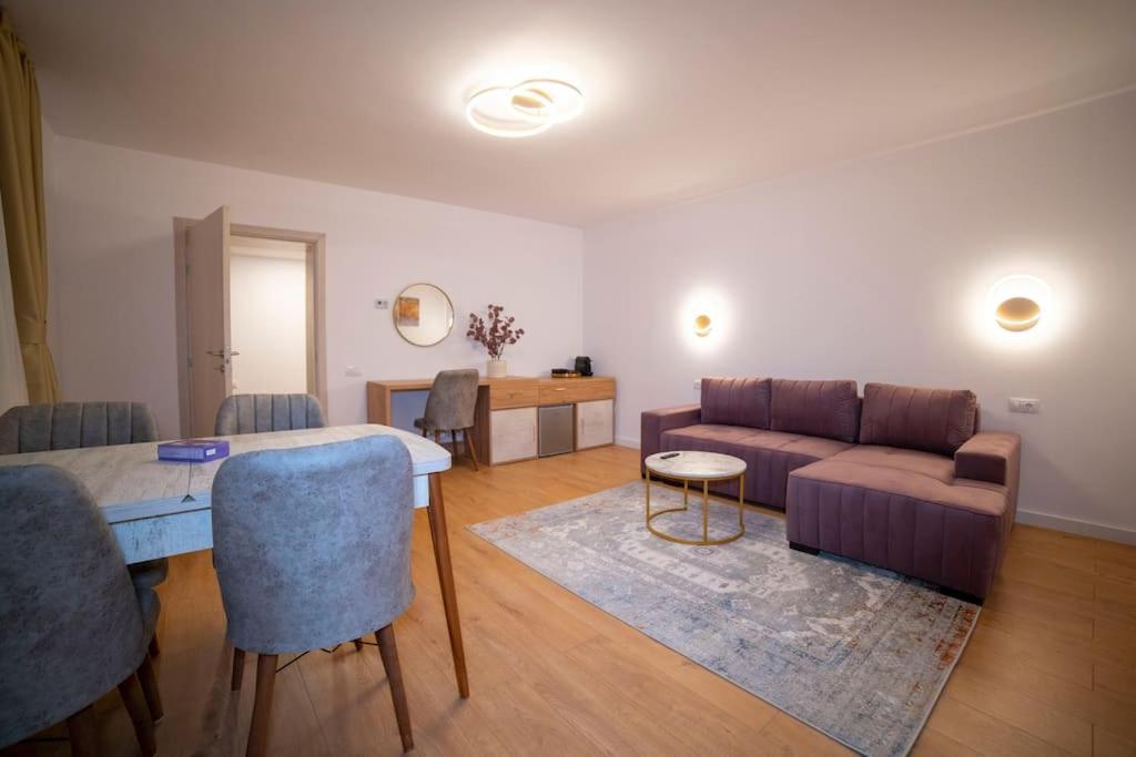 Coban Residence - A3 - Scandinavian Apartment Brasov Luaran gambar
