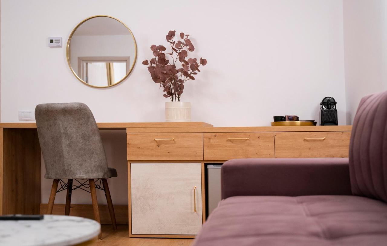 Coban Residence - A3 - Scandinavian Apartment Brasov Luaran gambar